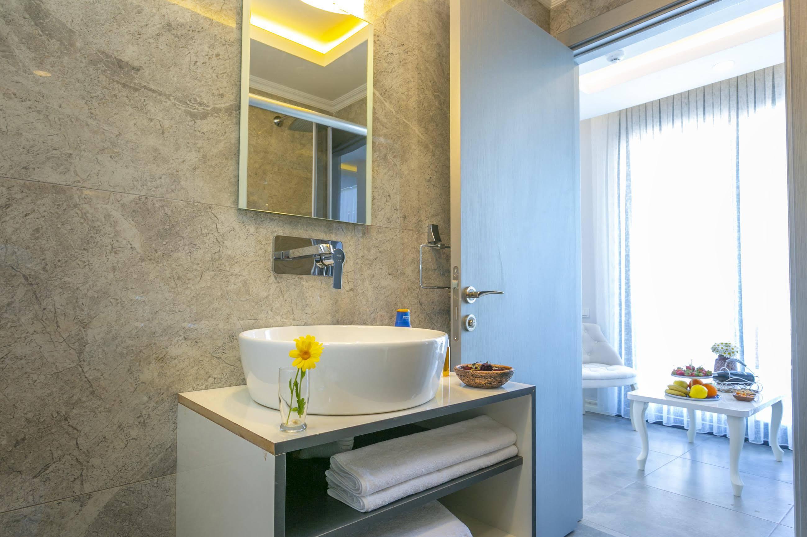 Monastery Suites Hotel-Fethiye Ölüdeniz Esterno foto