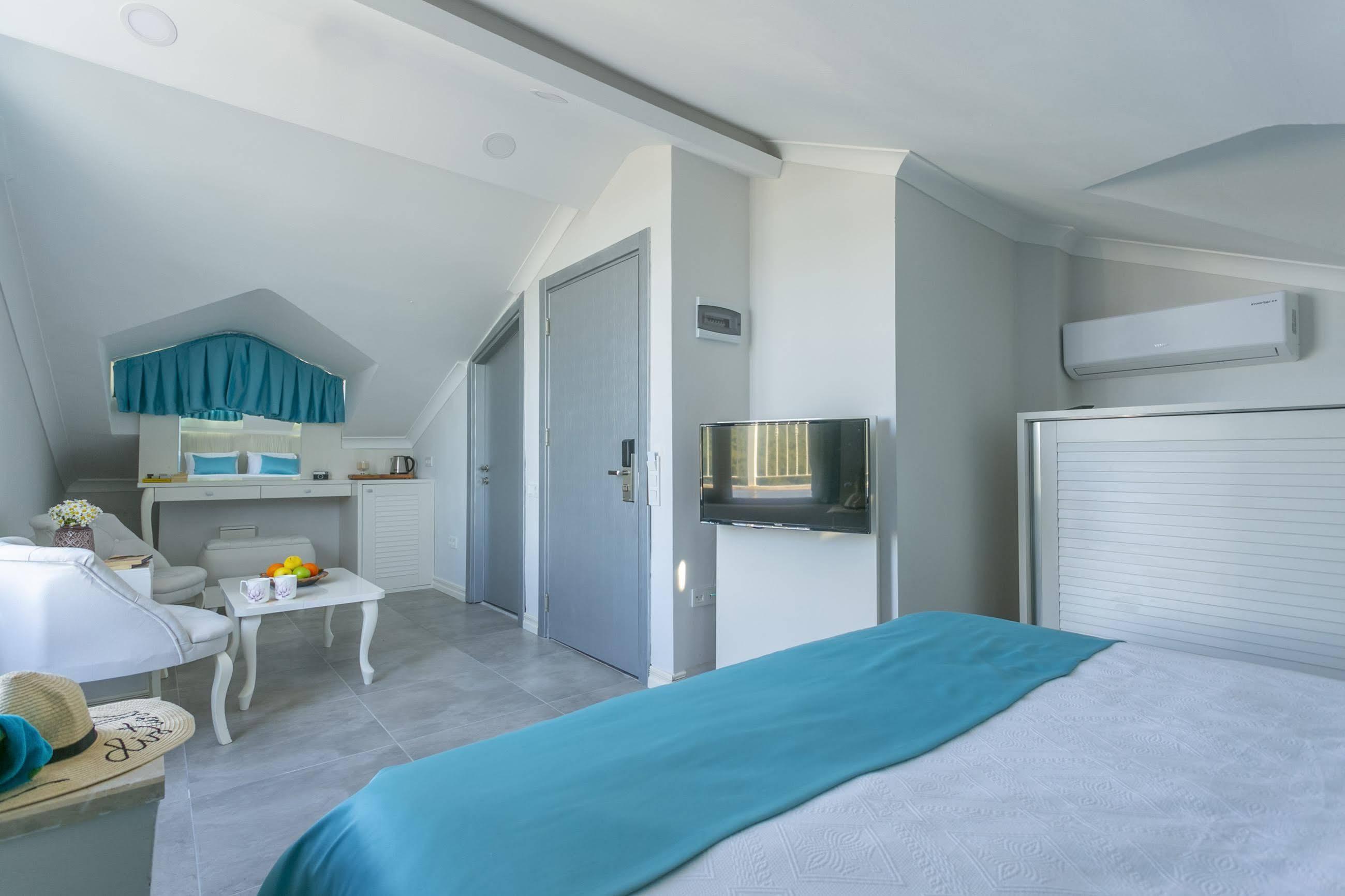 Monastery Suites Hotel-Fethiye Ölüdeniz Esterno foto