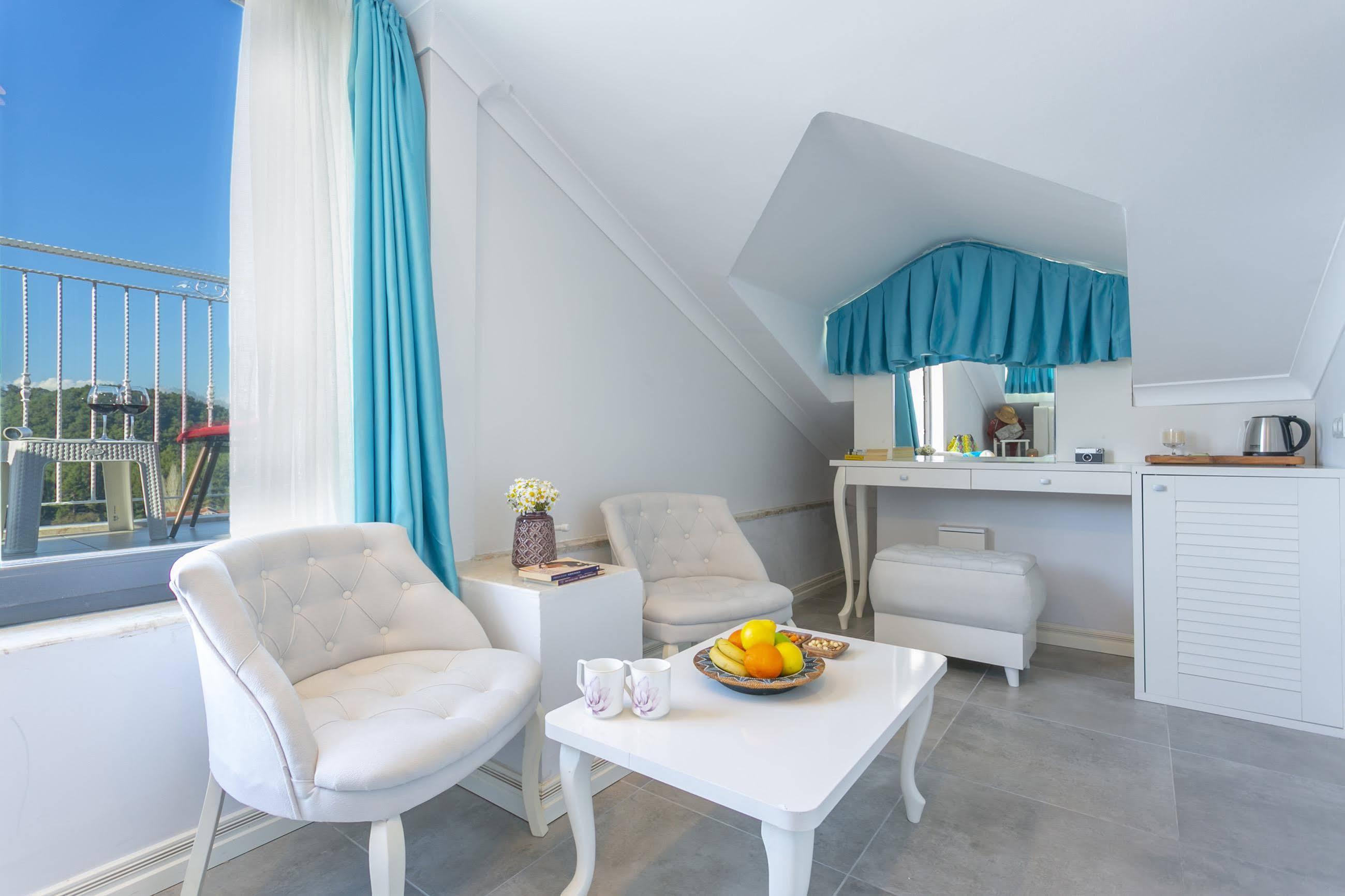 Monastery Suites Hotel-Fethiye Ölüdeniz Esterno foto