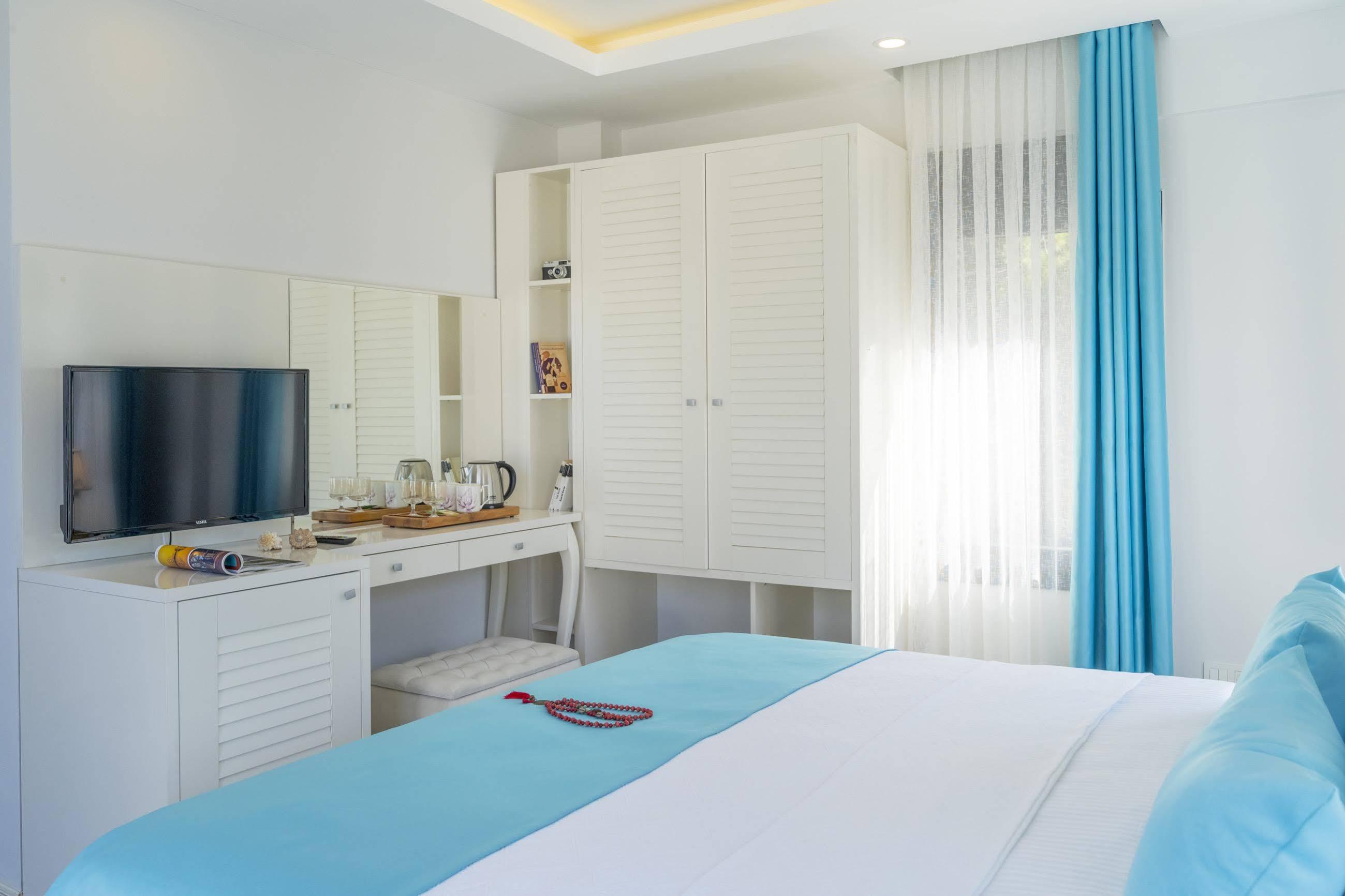 Monastery Suites Hotel-Fethiye Ölüdeniz Esterno foto