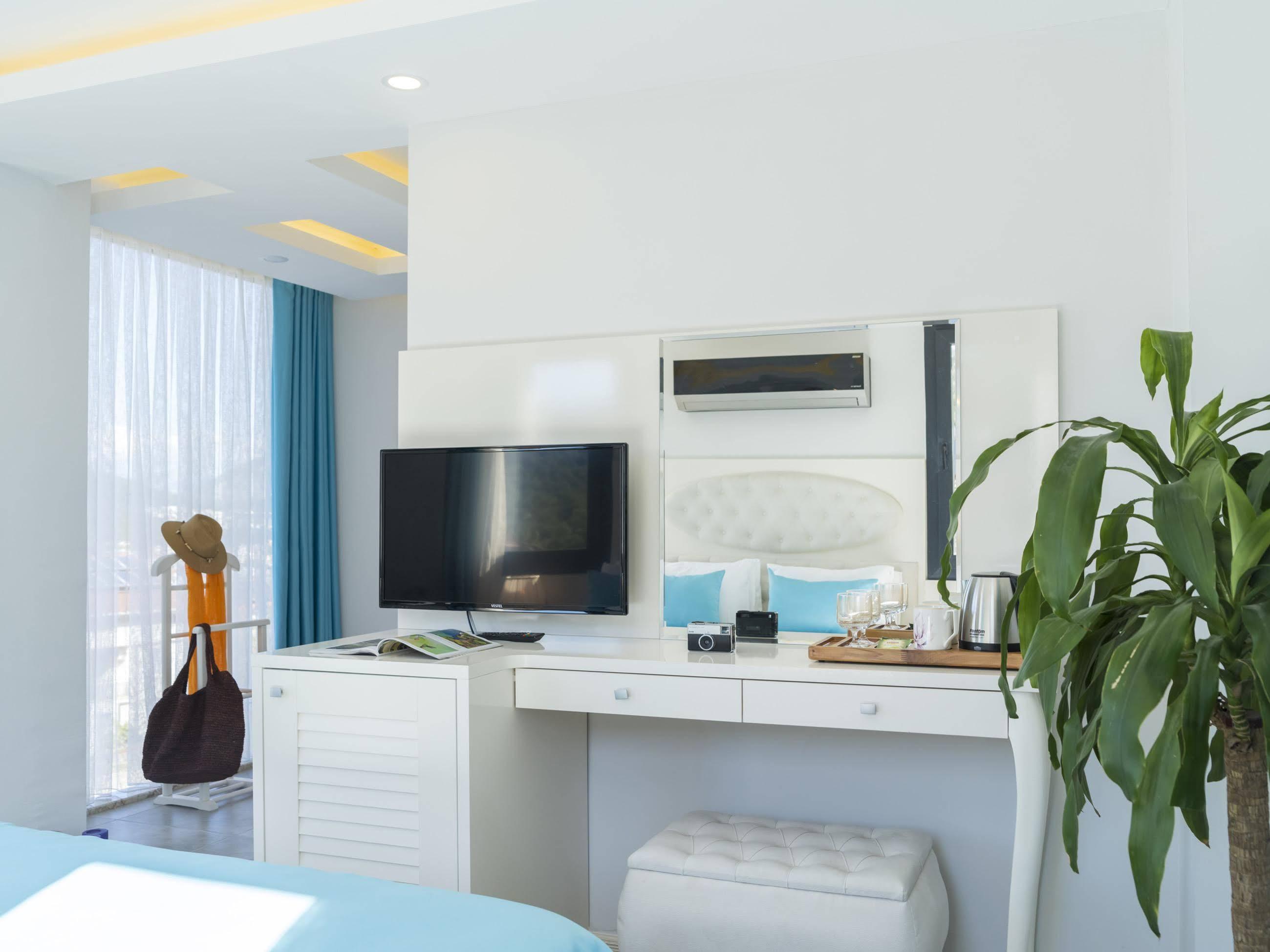 Monastery Suites Hotel-Fethiye Ölüdeniz Esterno foto