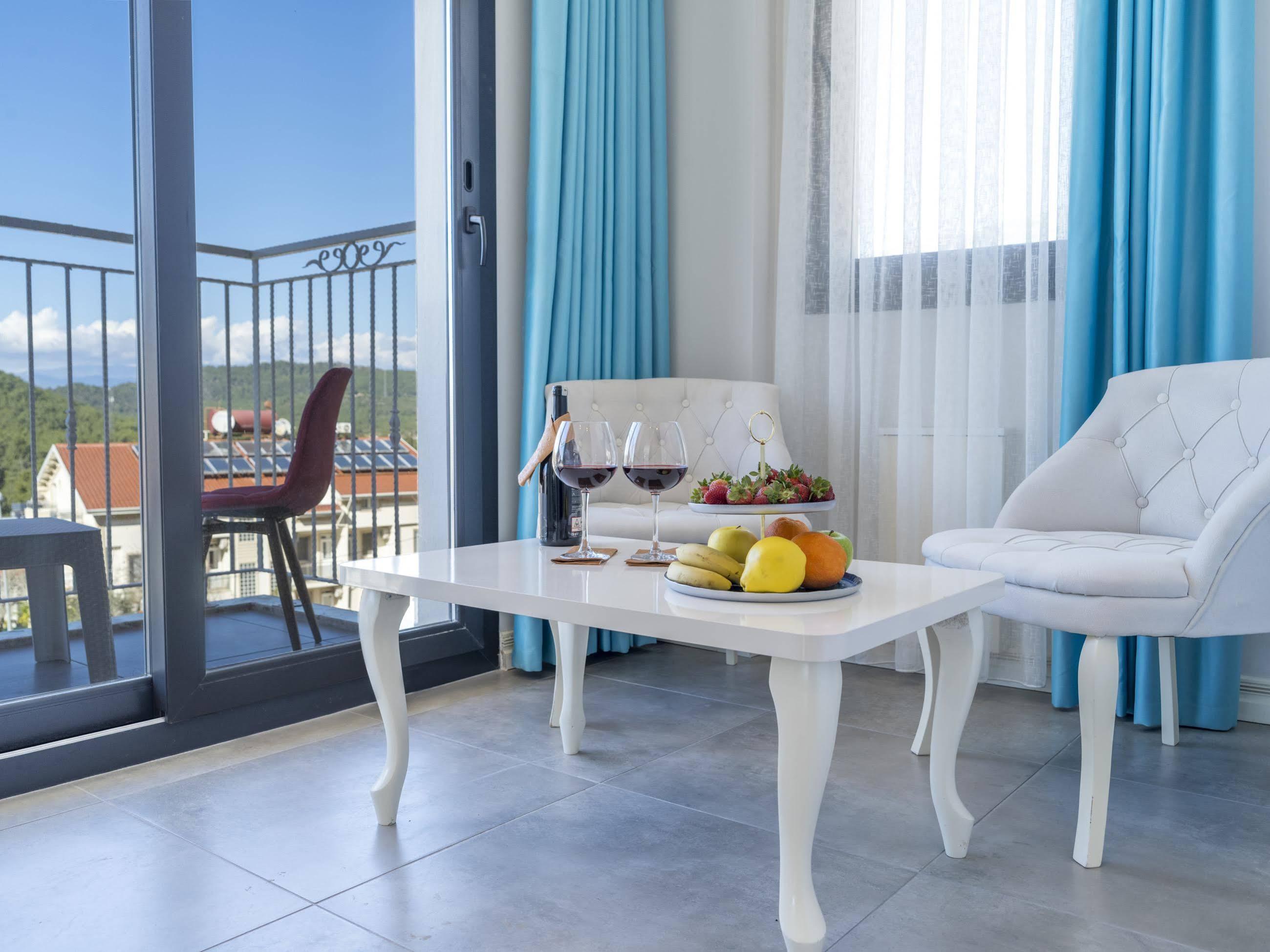 Monastery Suites Hotel-Fethiye Ölüdeniz Esterno foto