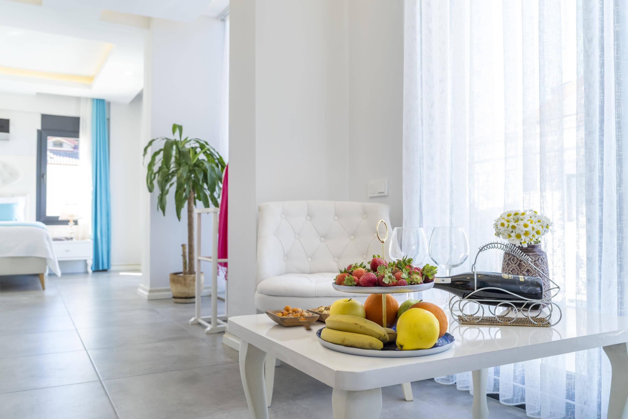 Monastery Suites Hotel-Fethiye Ölüdeniz Esterno foto